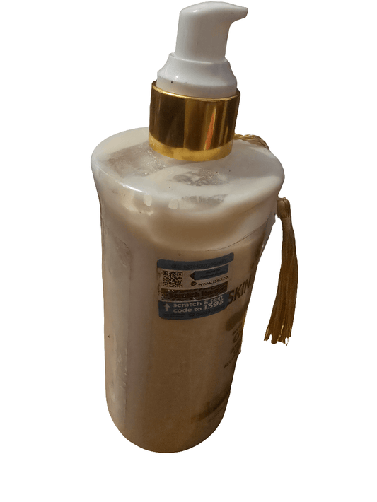 1 pcs of Skin Doctor lotion Soothes Lightens Exfoliates Even whitening ingredients. Also, a skin doctor soap with it will give a better result. SKIN DOCTOR GLUTA GLOW BODY LOTIONIt is high - performance lotion. - crystalfere collectibleSkin Doctor Paris