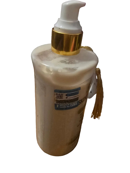 1 pcs of Skin Doctor lotion Soothes Lightens Exfoliates Even whitening ingredients. Also, a skin doctor soap with it will give a better result. SKIN DOCTOR GLUTA GLOW BODY LOTIONIt is high - performance lotion. - crystalfere collectibleSkin Doctor Paris